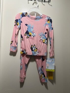 Bluey Girls 2T Pijama Set
